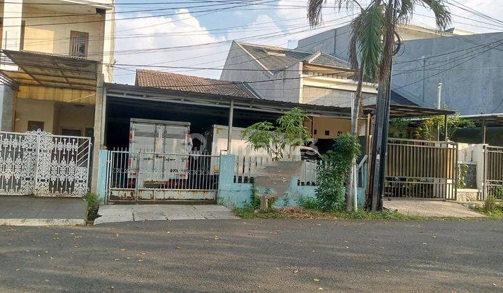 Rumah Luas 200 Hitung Tanah di Pulogebang Cakung Jakarta Timur 1