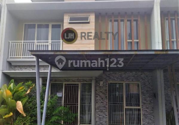 Dijual Rumah sudah renov 2.5lt JGC Cluster NorthMissisipi Jakarta