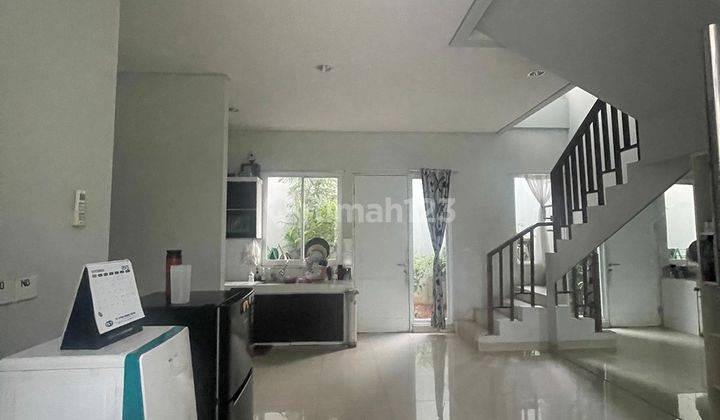 Rumah 120 Mtr Furnished di cluster Yarra JGC Cakung 1