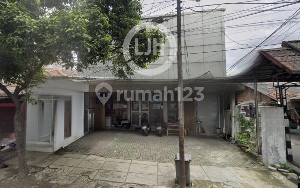 2-Story Hook House with SHM, 181 sqm in Cipinang, East Jakarta
