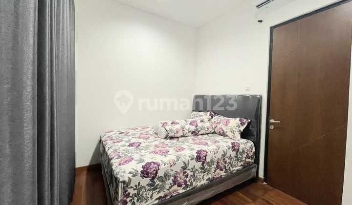 Rumah 2 Lantai Luas 96 Dalam Cluster Metland Menteng, Cakung 2