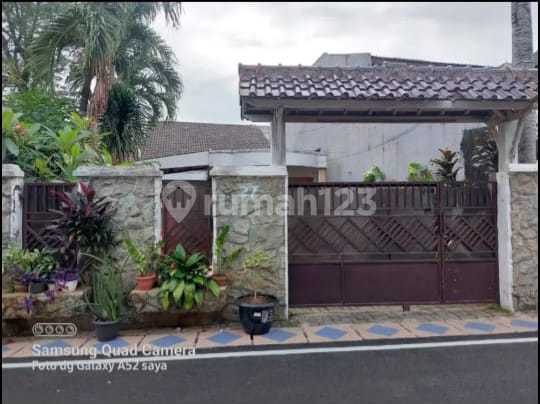 Rumah Daerah Duren Sawit Jakarta Timur 