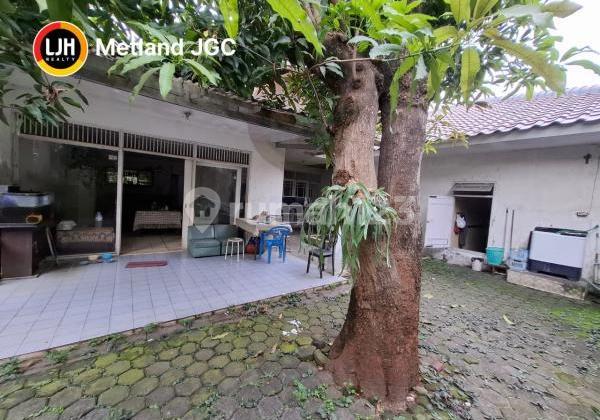 Rumah 2lt luas 699 SHM di Kayu Putih, Jakarta Timur dekat tol LRT