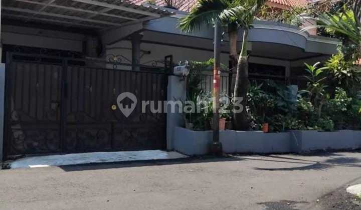 Rumah 2 lantai Strategis dalam Komplek di Rawasari, Jakarta Pusat Rumah 2 lantai Strategis dalam Komplek di Rawasari, Jakarta Pusat