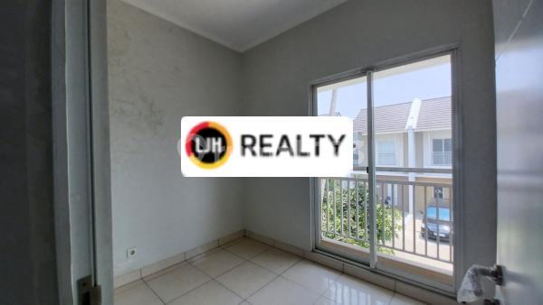 Rumah 2 Lantai di Cluster Elora Summarecon Karawang Jawa Barat 2