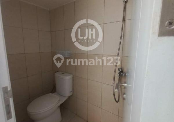 Rumah 2 Lantai Bebas Banjir Dalam Cluster Jgc, Cakung 2