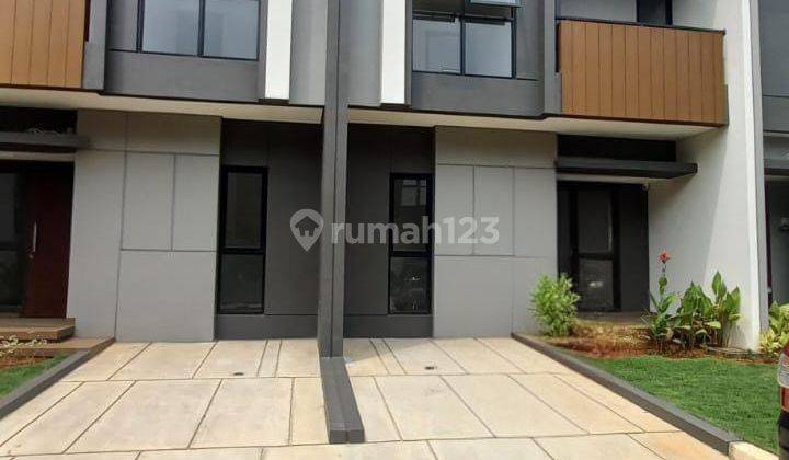 Disewakan Rumah 2 Lantai Di Summarecon Gading Cown Bekasi 1
