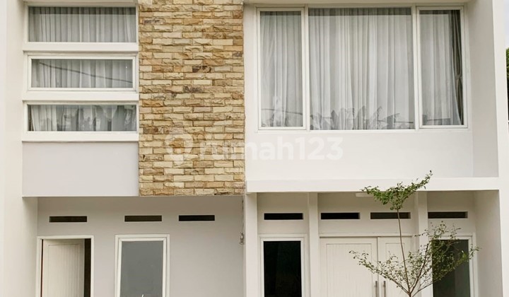 Rumah 2lt Siap Huni Lokasi Stategis di D'Alikha Residence, Kreo 2