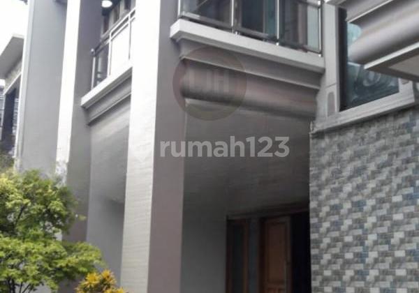 DIJUAL rumah 2 lantai bagus megah aman di pondok kelapa duren sawit jakarta timur