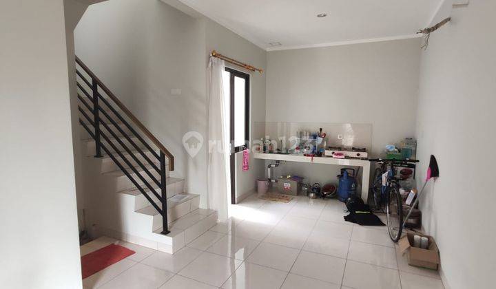 Rumah Bagus Dua Lantai Unfurnished di Summarecon Bekasi, Bekasi 5