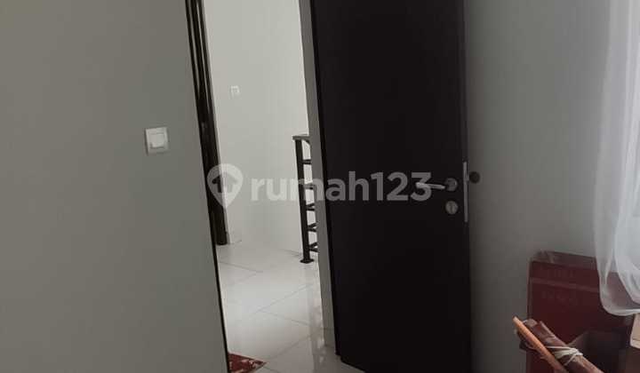 Rumah Bagus Dua Lantai Unfurnished di Summarecon Bekasi, Bekasi 7