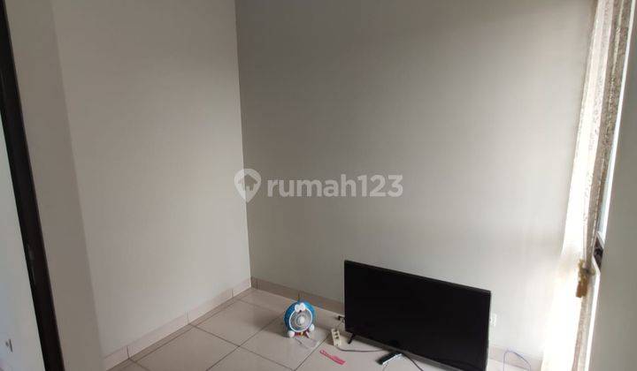 Rumah Bagus Dua Lantai Unfurnished di Summarecon Bekasi, Bekasi 9