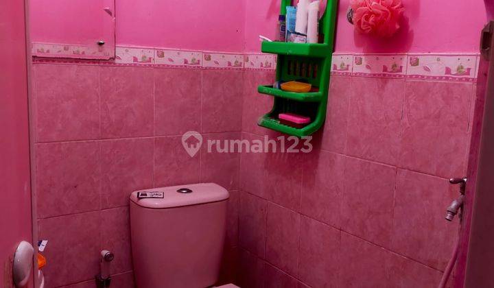 Rumah Bagus Unfurnished SHM di Vila Mutiara Gading 3, Bekasi 3