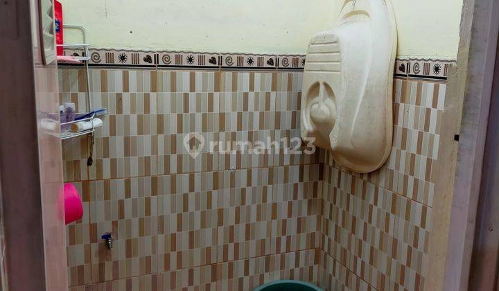 Rumah Bagus Unfurnished SHM di Vila Mutiara Gading 3, Bekasi 8