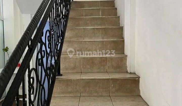 Ruko Dua Setengah Lantai di Jatimakmur Pondok Gede Bekasi 9