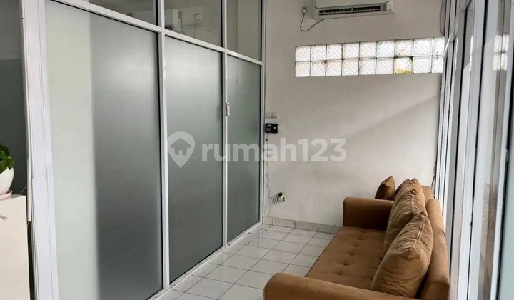 Ruko Dua Setengah Lantai di Jatimakmur Pondok Gede Bekasi 14