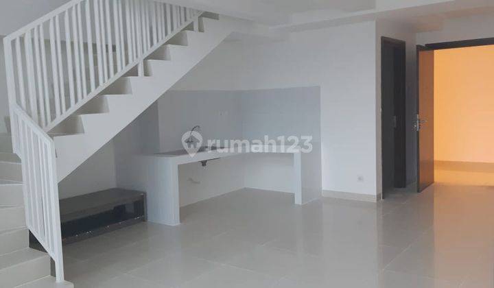 Dijual Apartment Neo Soho Podomoro City Loft 2 Lantai Di Cbd Jak bar 2