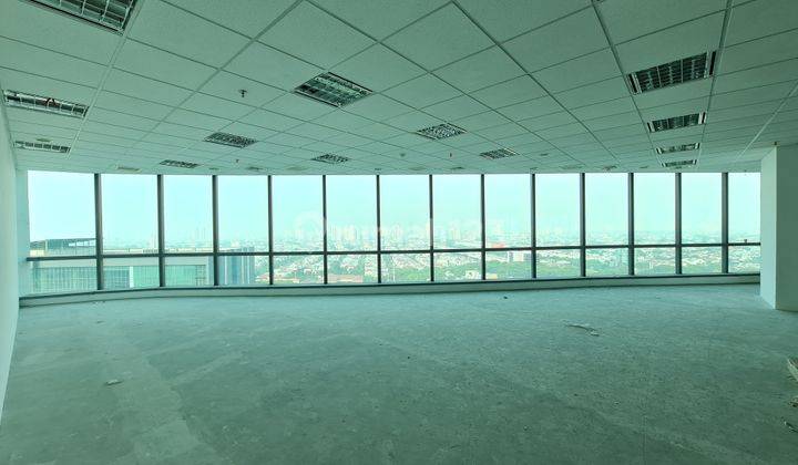 Kantor Office Lippo St Moritz Puri Indah di Jakarta Barat  2