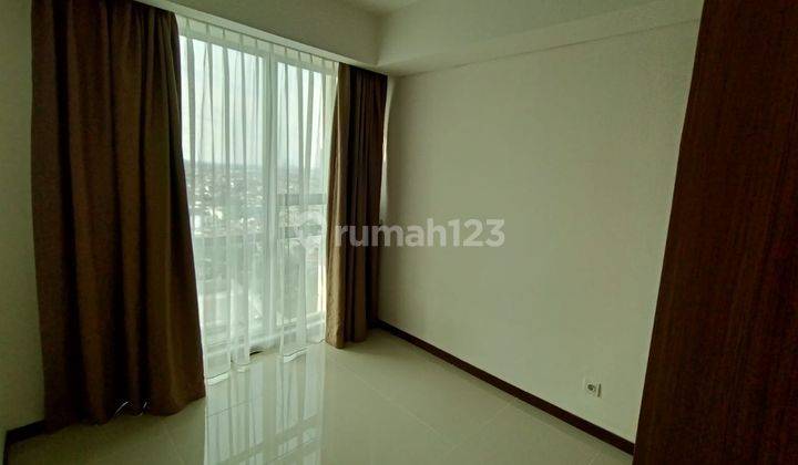 Sewa Murah Apartemen St Moritz New Royal 2BR di Puri Indah 2