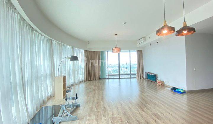 Apartemen St Moritz New Presidential Dijual Luas 192sqm di Puri Indah 1