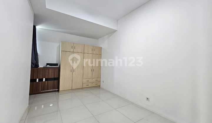 Sell Cheap Fast Apartment St Moritz Tower Ambassador Puri Indah West Jakarta 2