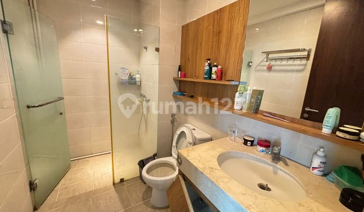 Sewa Murah Cepat Apartemen St Moritz Tower Royal Puri Indah di Jakarta Barat 2