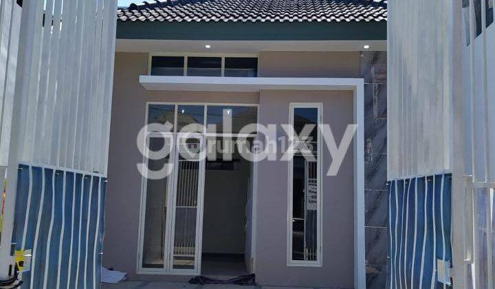 JUAL RUMAH FULL NEW RENOVASI DI LEBAK ARUM 1