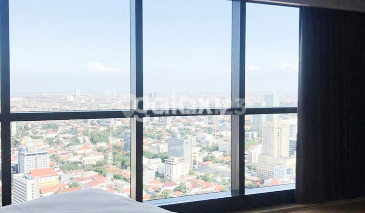 tampak depan sewa apartemen the peak residence