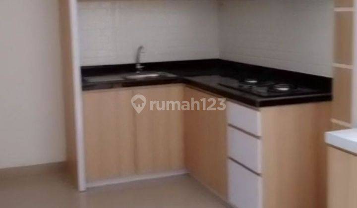 Rumah dijual di taman ratu, Jakarta barat  1