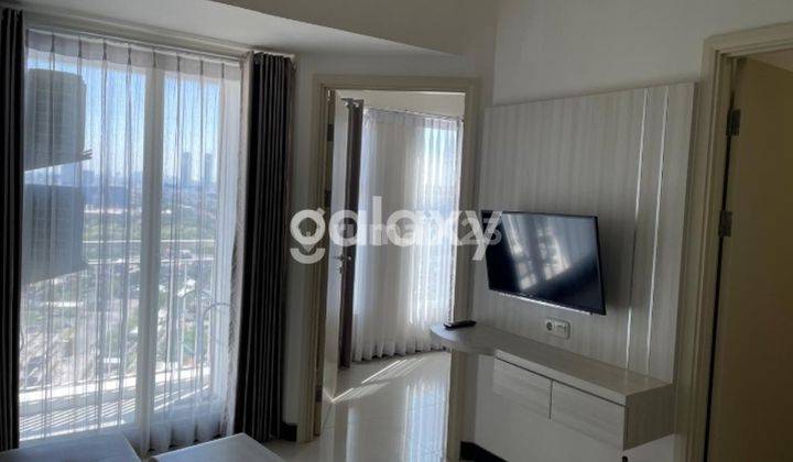 MENYENANGKAN APARTEMEN AMOR 2BR CORNER FF LANTAI 17 2