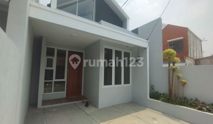Rumah dua lantai dalam cluster bebas banjir murah dekat stasiun Lenteng agung 2