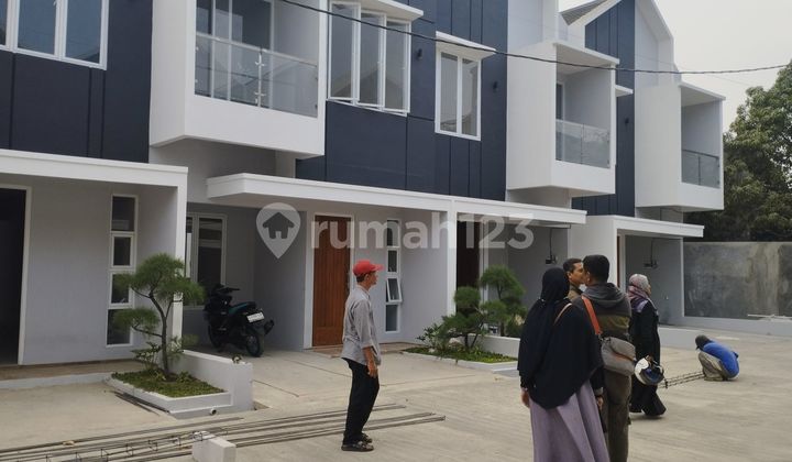 Rumah Dua Lantai Dalam Cluster Murah Tersedia Satu Dan Dua Lantai Bebas Banjir Lokasi Nyaman Di Tanjung Barat Jakarta Selatan