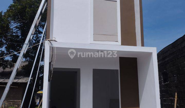 Rumah Minimalis Dua Lantai Lokasi Strategis Dekat Taman Kota Yg Asri Sejuk Di Cipayung Jakarta Timur 2