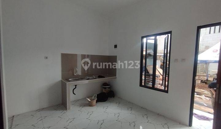 Rumah Siap Huni Akses Motor Dua Lantai Di Jl Suralaya Cilangkap Jakarta Timur 2