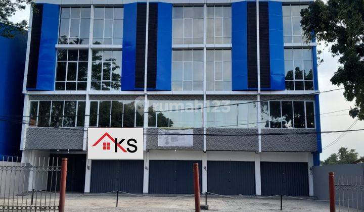 Ruko Mewah Dijual Murah Dekat Tol Taman Mini 1