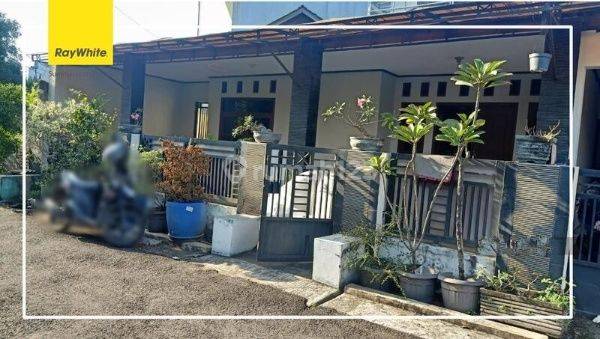 Rumah Nyaman di Komplek Deperla, Duren Jaya Bekasi 2