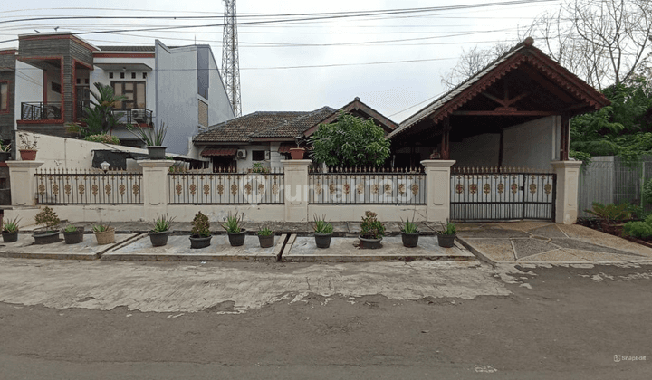 Rumah Luas Dan Asri di Jakapermai, Jakasampurna, Bekasi Barat 1