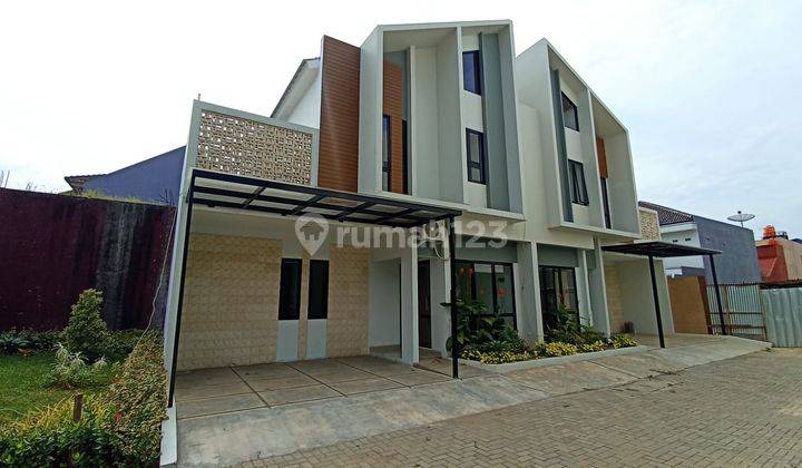 Promenade, Rumah lebar dan Modern di Prima Harapan Regency, Bekasi Utara 2
