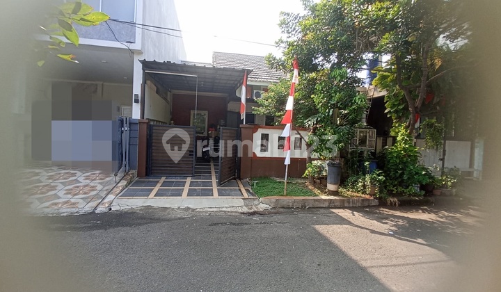 House Near Summarecon Bekasi in Prima Harapan Regency, Harapan Baru, North Bekasi