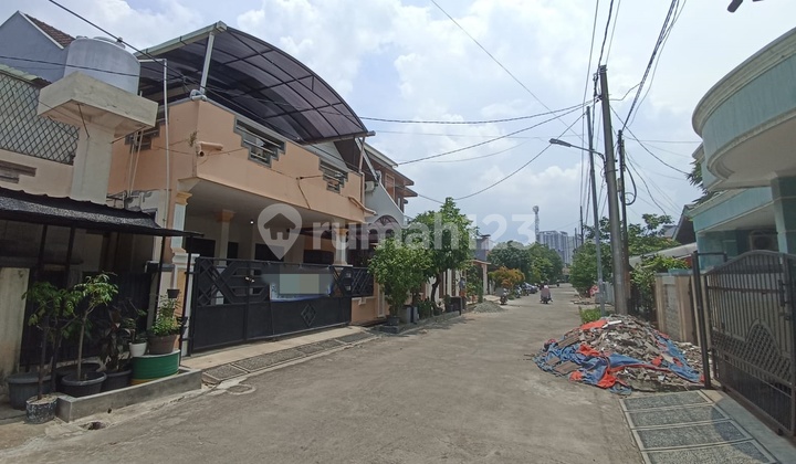 Rumah bertetangga dengan Komplek Summarecon Bekasi, di Tytyan Kencana, Bekasi Utara 2