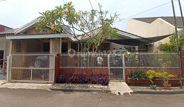 Rumah Segar Di Perumahan Tytyan Indah, Bekasi  1