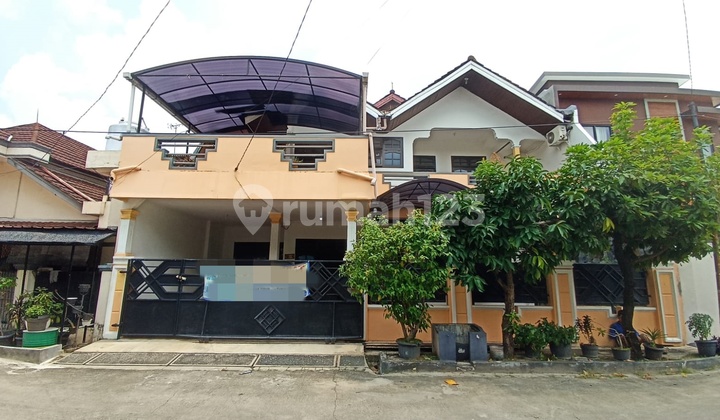 Rumah bertetangga dengan Komplek Summarecon Bekasi, di Tytyan Kencana, Bekasi Utara