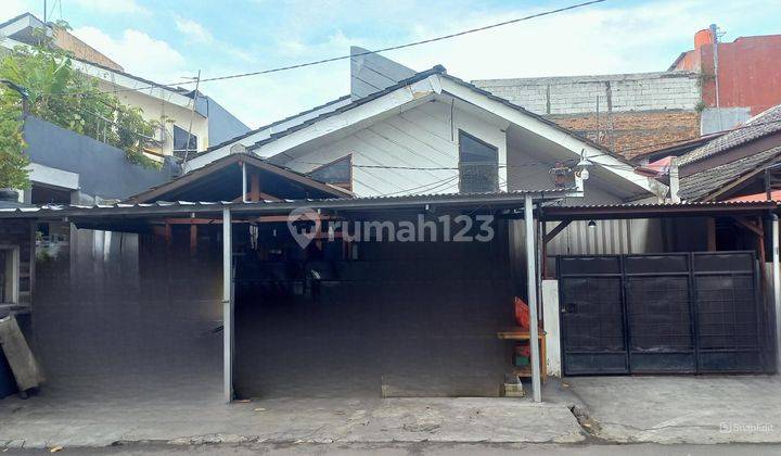 Rumah nyaman di Pondok Pekayon Indah 1