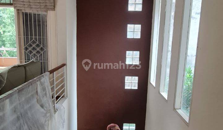Rumah Suasana Villa pusat kota bogor kawasan Elit harga Covid 9
