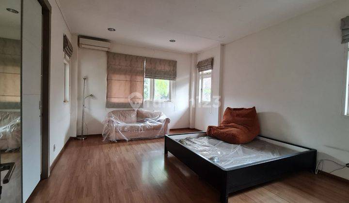 Rumah Suasana Villa pusat kota bogor kawasan Elit harga Covid 10