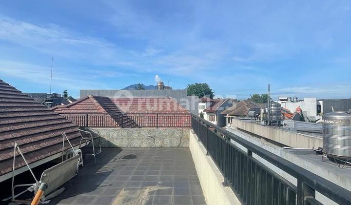 Rumah 2,5 Lantai view gunung dan golf akses 2 tol  9