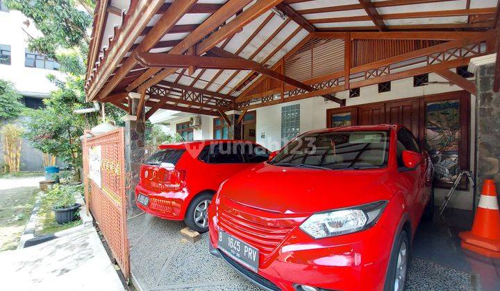 Rumah hook besar 2 Lantai pusat kota selangkah ke jalan Pajajaran 3