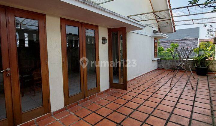 Disewakan rumah 2 lantai Duren Tiga strategis akses tol & stasiun 2