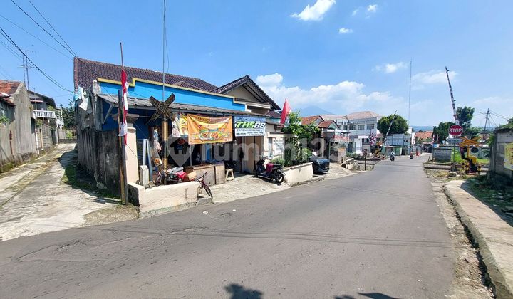 Rumah Pinggir Jalan Pusat Kota Dekat Akses Tol Dan Stasiun 2