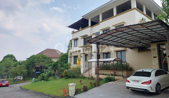 Rumah Hook Mewah Sentul City View Pegunungan Akses Tol